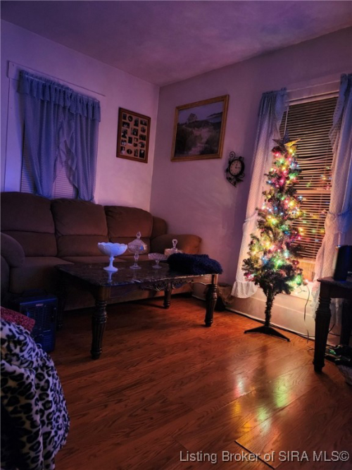 Listing Image 21