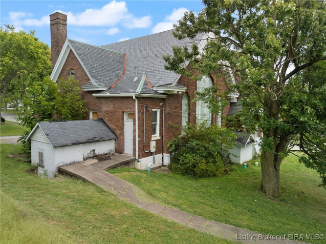 Listing Image 8