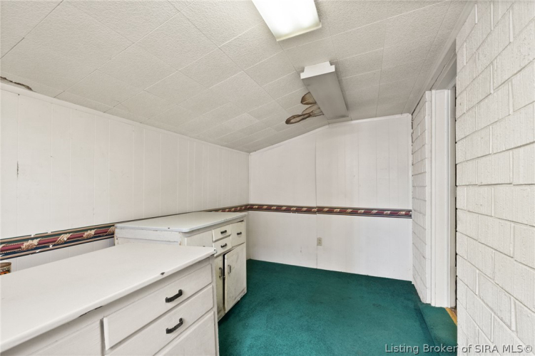 Listing Image 34