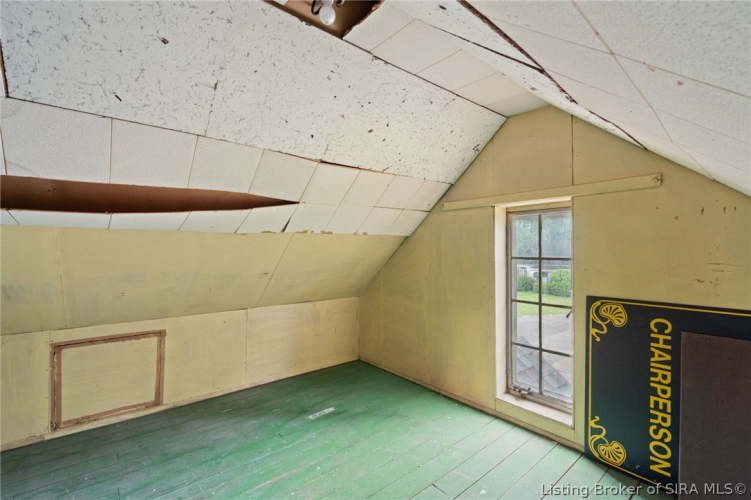 Listing Image 64