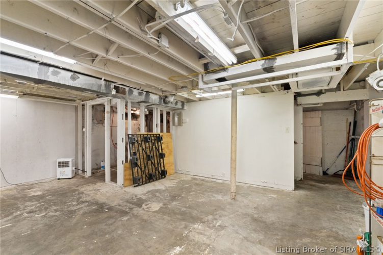 Listing Image 70