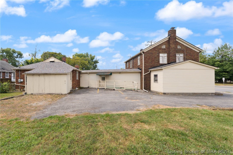 Listing Image 75