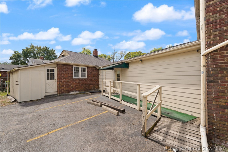 Listing Image 77