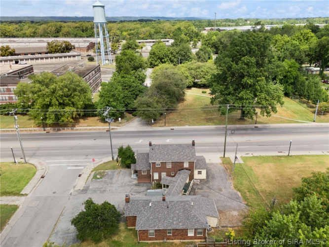 Listing Image 80