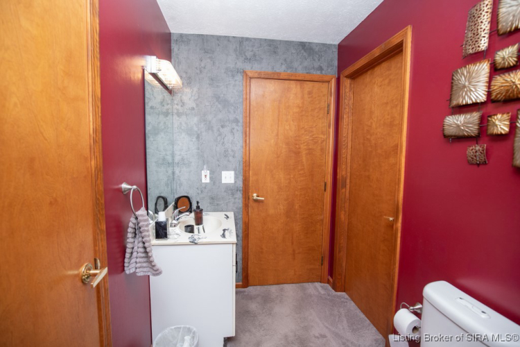 Listing Image 33