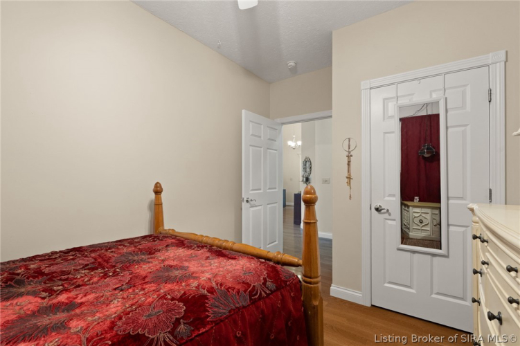 Listing Image 58