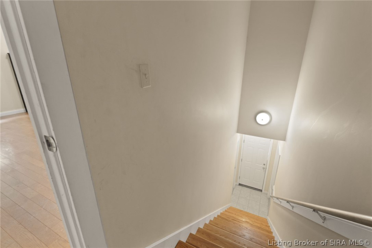 Listing Image 59