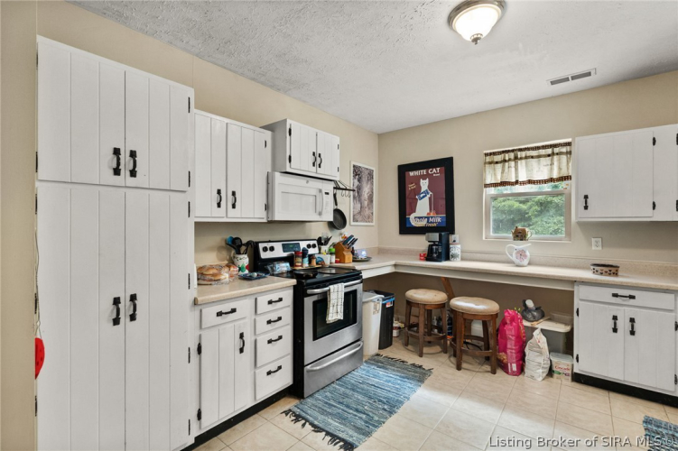 Listing Image 70