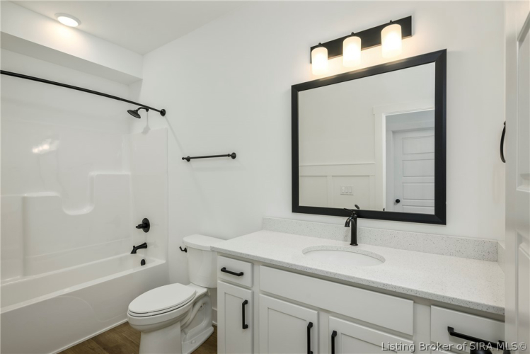 Listing Image 32