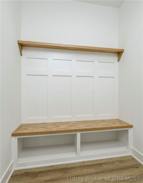 Listing Image 33