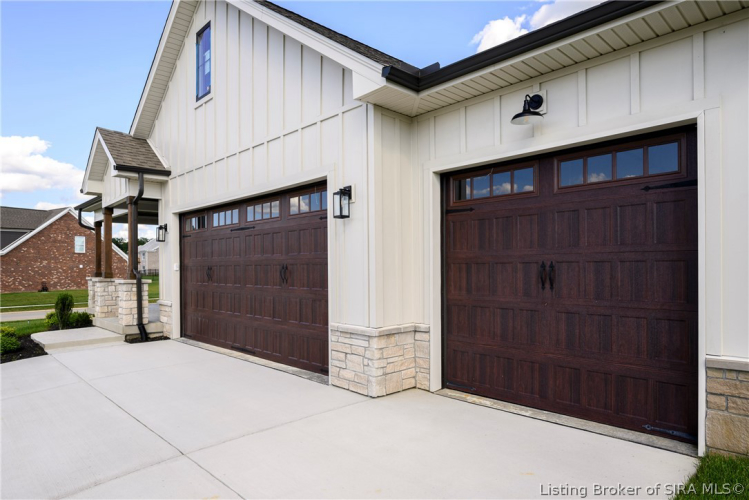 Listing Image 52