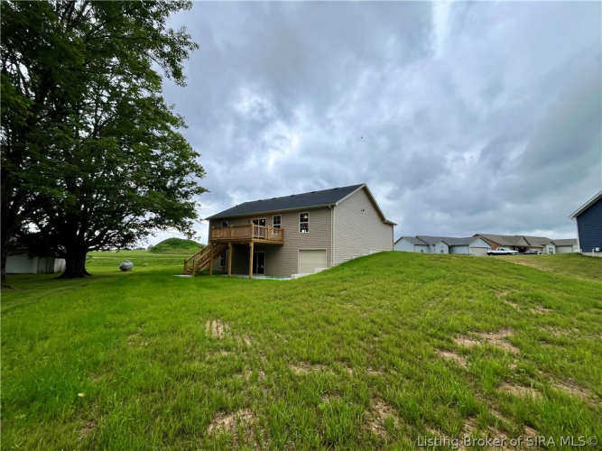 Listing Image 6