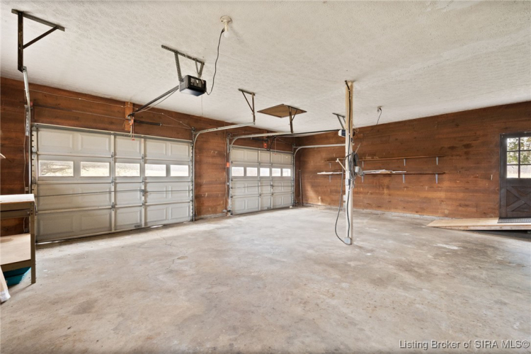 Listing Image 40