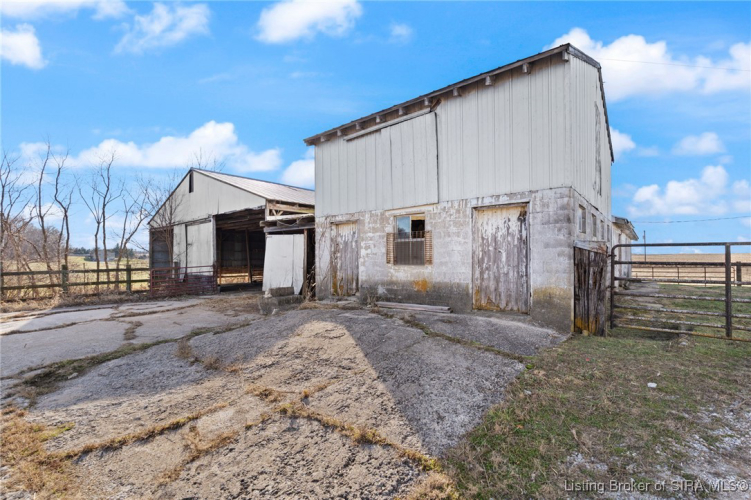 Listing Image 42