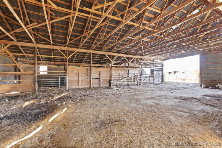 Listing Image 44