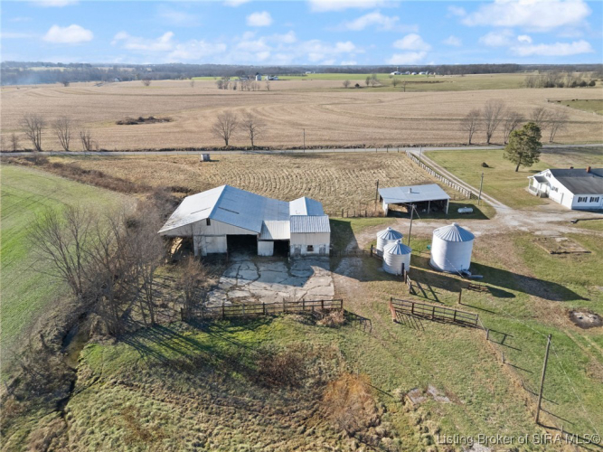Listing Image 58