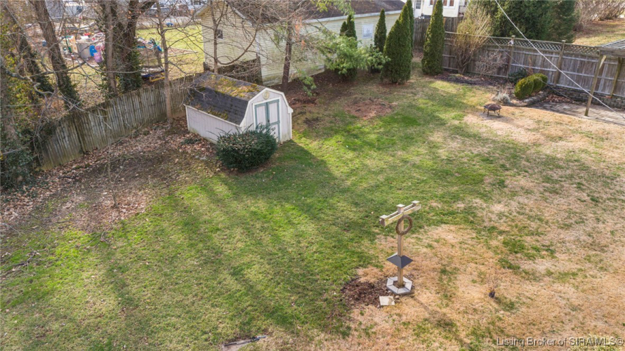 Listing Image 6