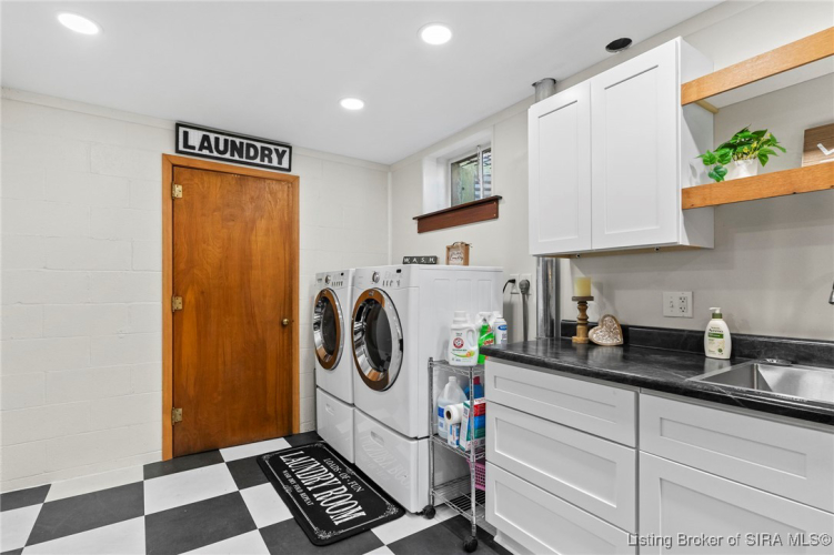 Listing Image 59
