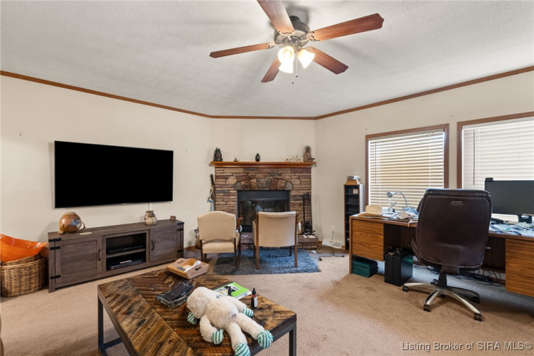 Listing Image 20