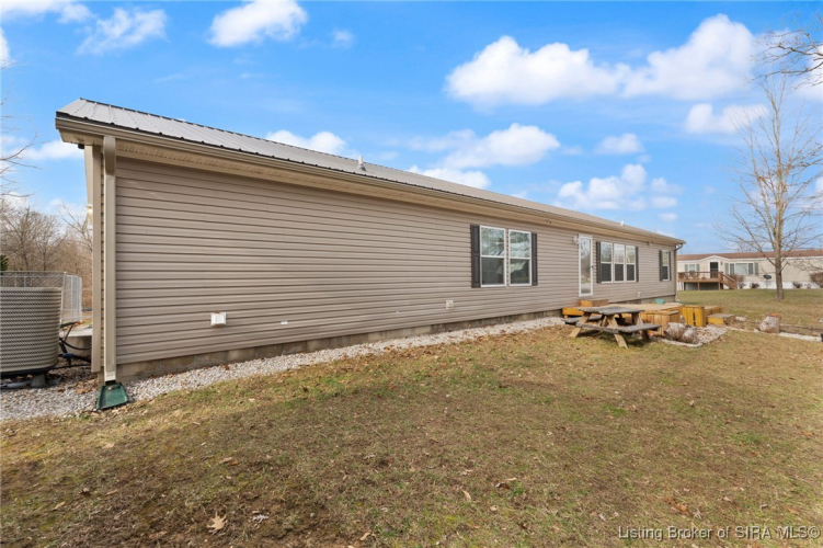 Listing Image 46