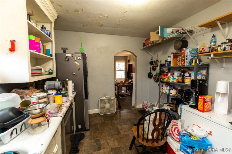 Listing Image 14