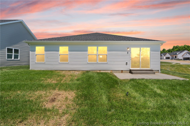 Listing Image 10