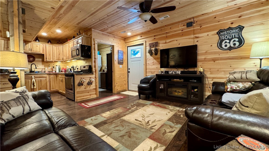 Listing Image 14