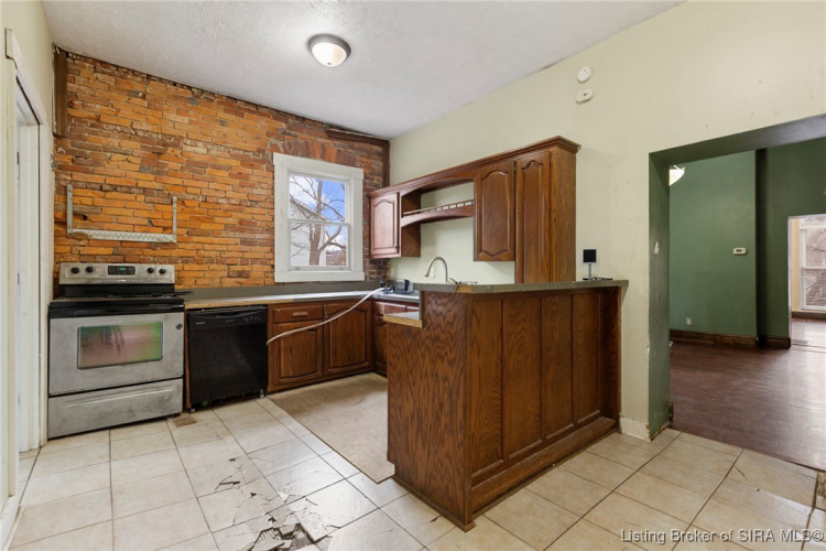 Listing Image 20