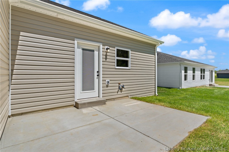 Listing Image 36