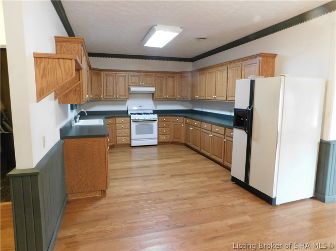 Listing Image 34