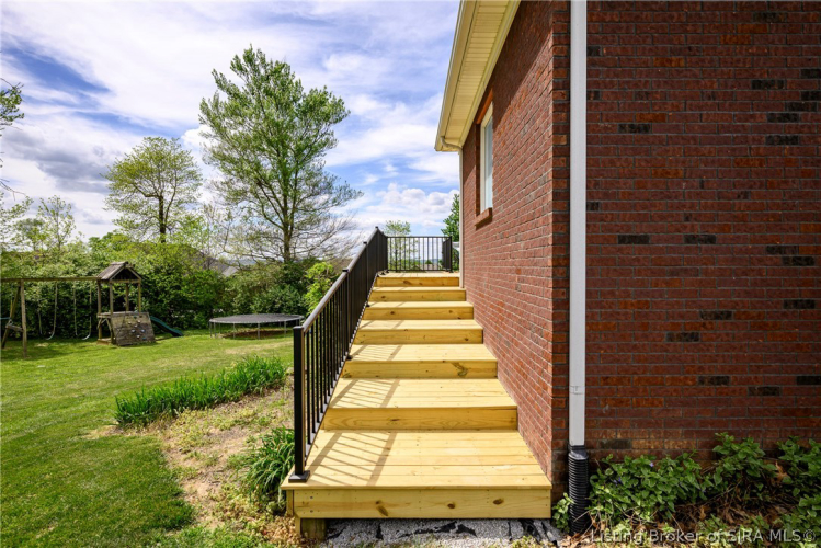 Listing Image 54