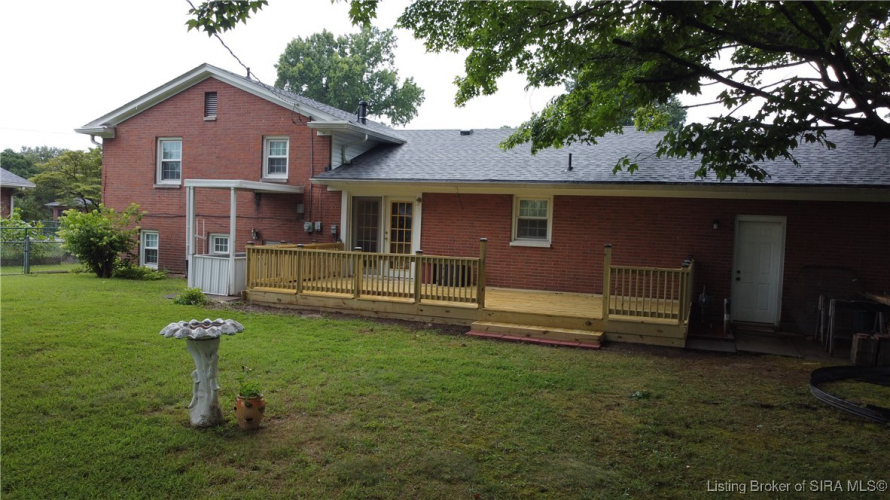 Listing Image 11