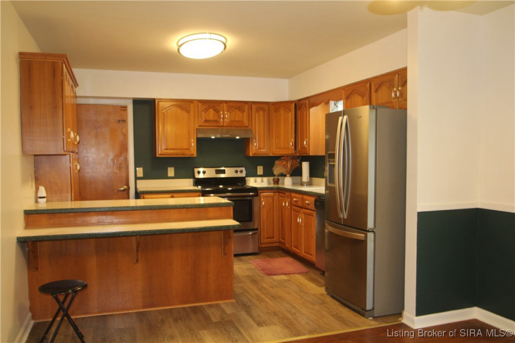 Listing Image 19