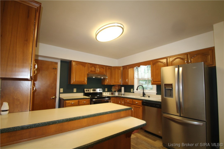 Listing Image 20
