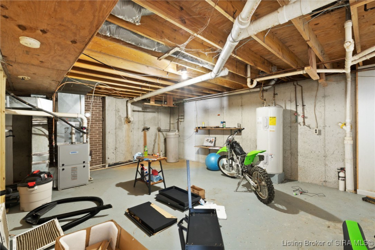 Listing Image 37