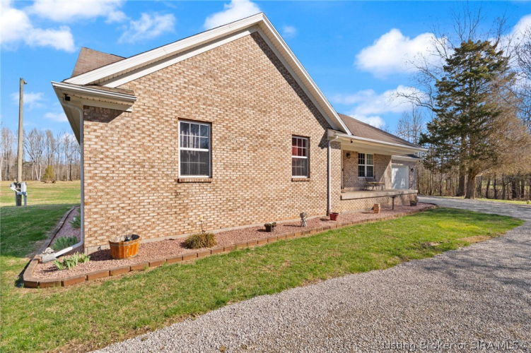 Listing Image 46