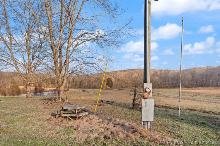 Listing Image 17