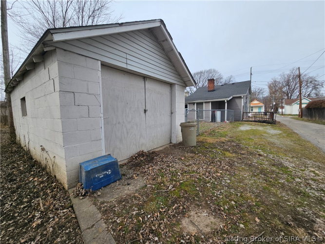 Listing Image 25