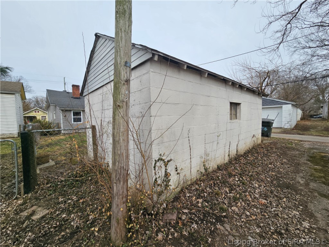 Listing Image 28