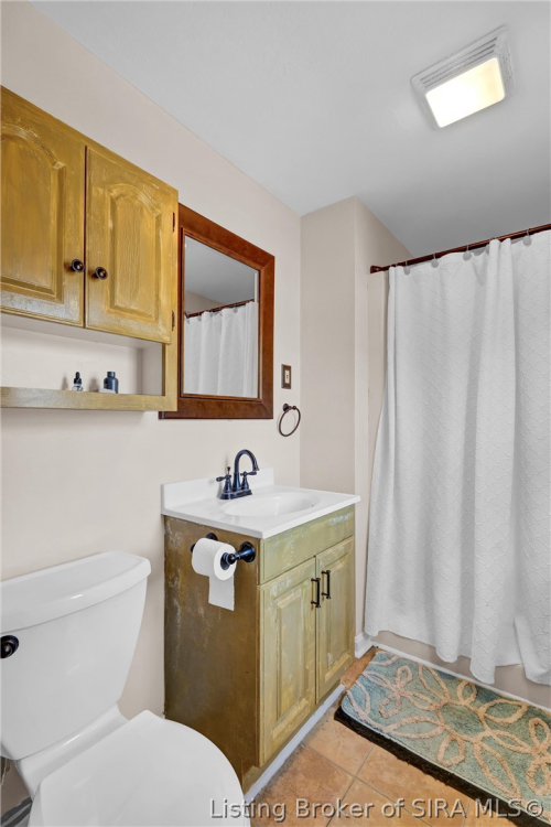 Listing Image 23