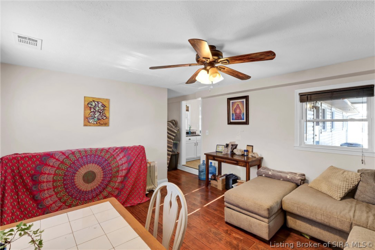 Listing Image 25