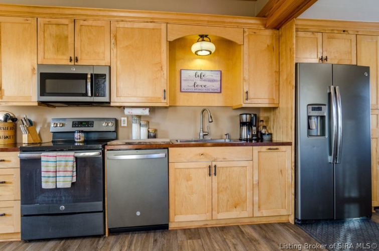 Listing Image 9