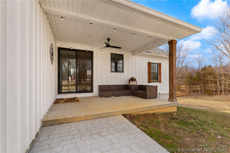 Listing Image 14