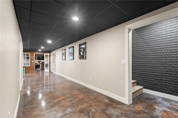 Listing Image 73