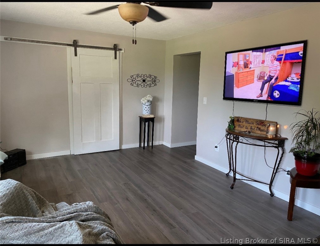 Listing Image 84