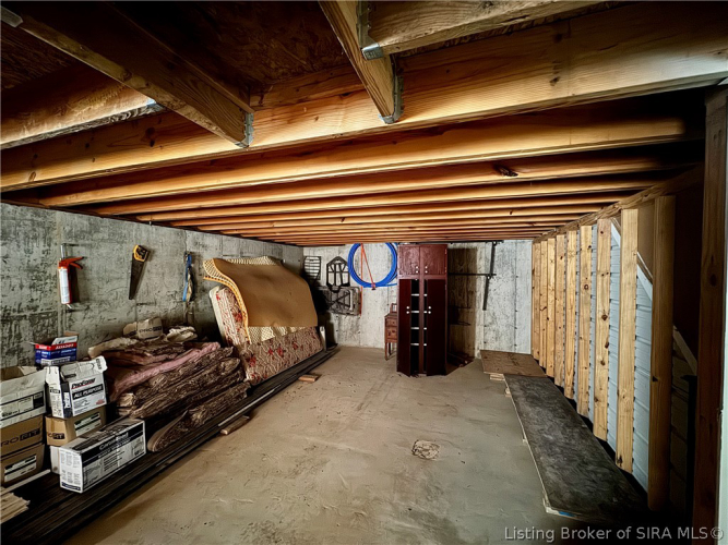 Listing Image 24