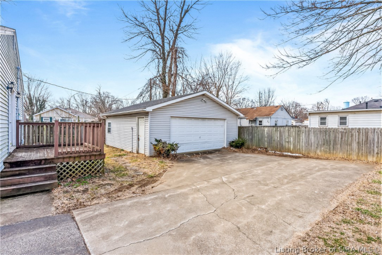 Listing Image 20
