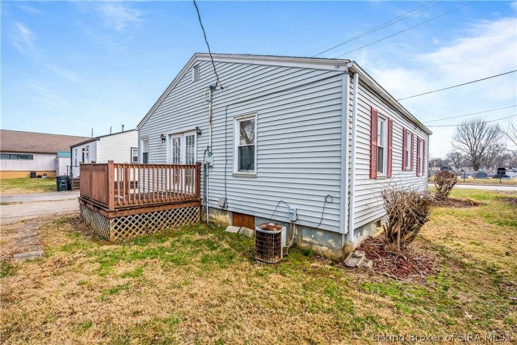 Listing Image 24