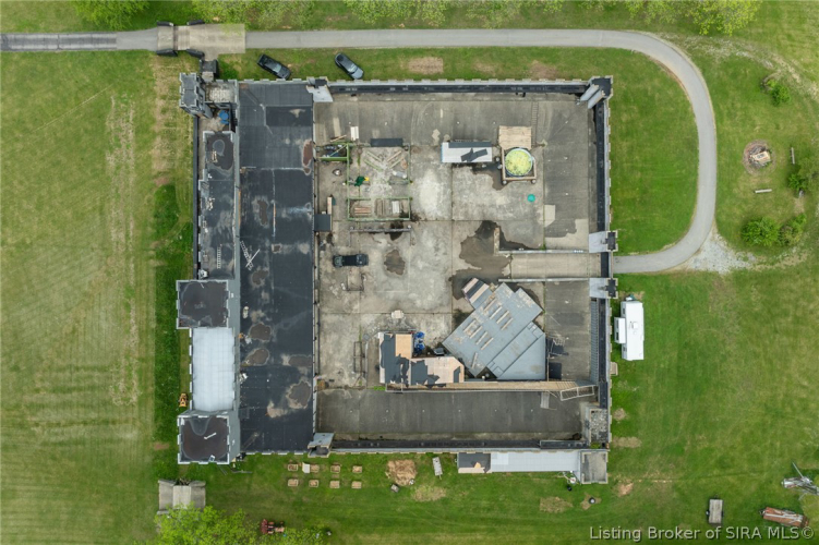 Listing Image 62