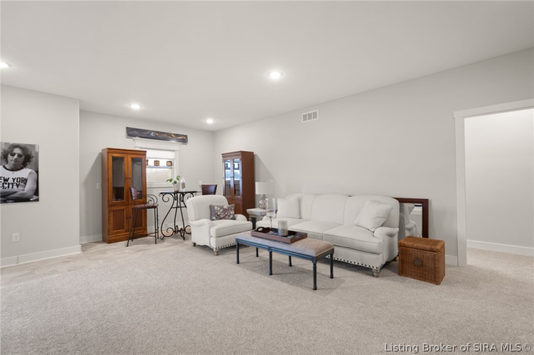 Listing Image 51